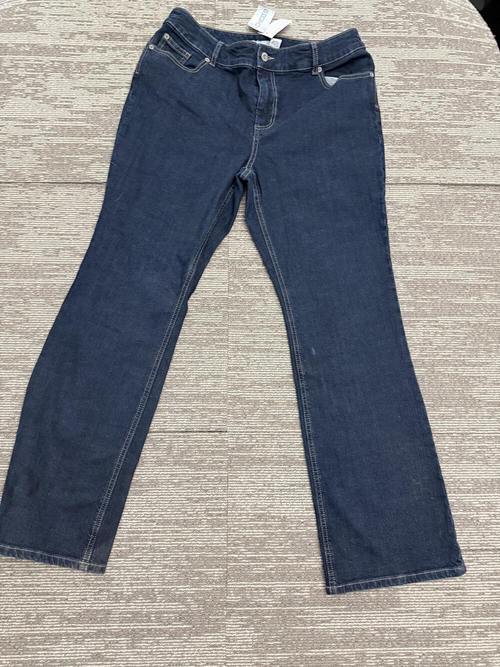 Chicos Platinum Charm Jeans Womens 2 Short Blue Stretch Denim Twilight Bootcut